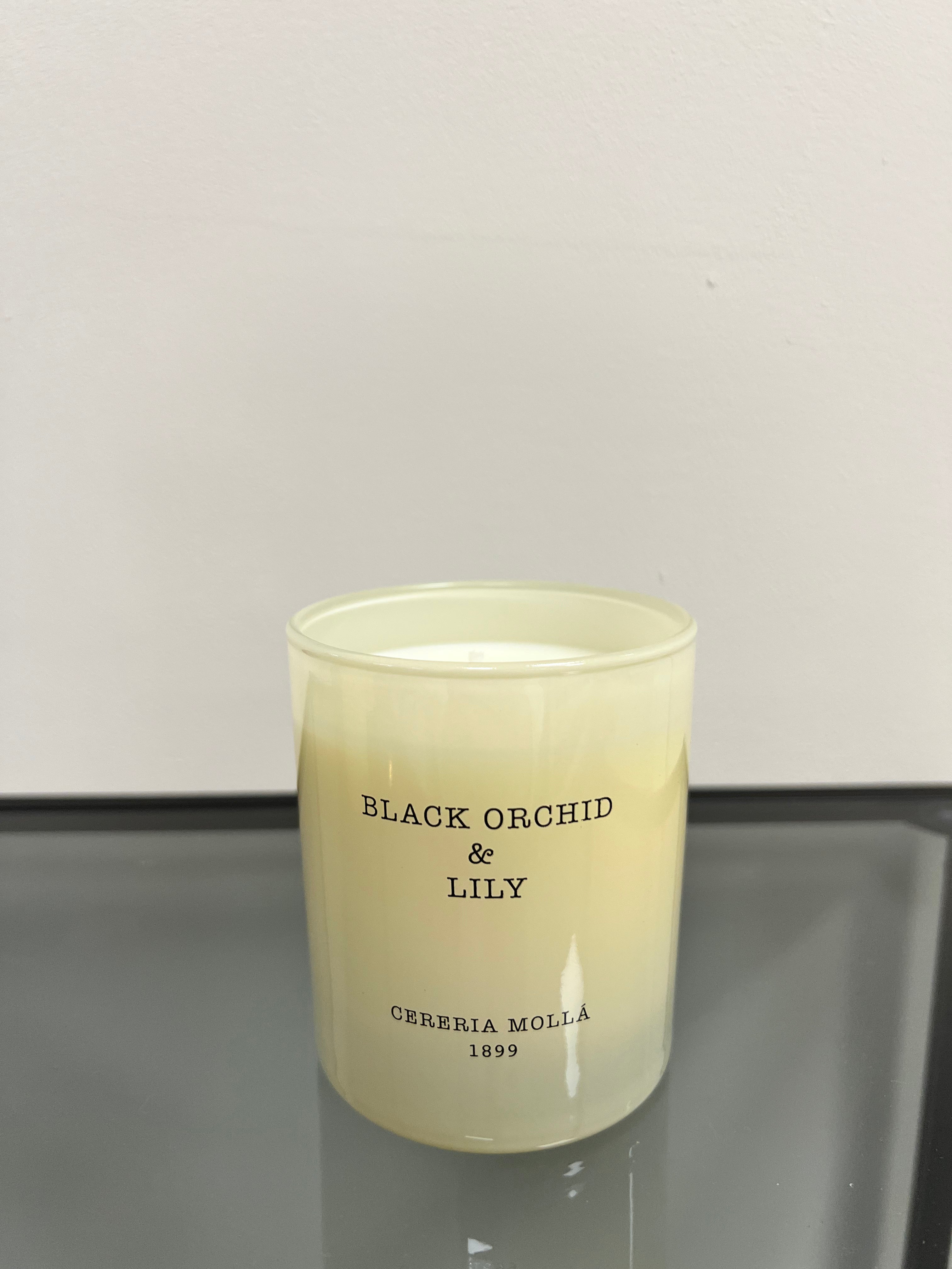 Black Orchid & Lily | Geurkaars