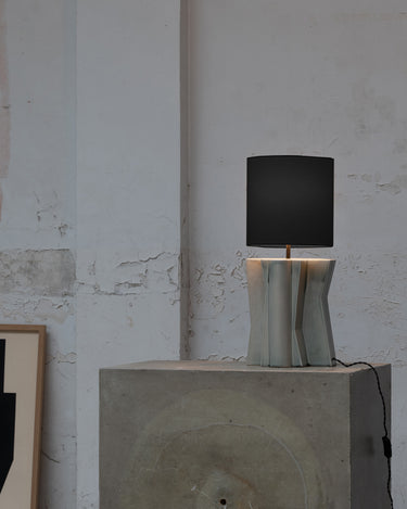 Tafellamp °2 Grey - Black Yucca